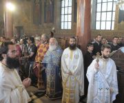 04.09.2011г. Божествена Св.Литургия в храм Св.Петка