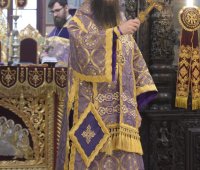 16.04.2020 г. - Велики четвъртък. Утреня и Св. Василиева Литургия в митрополитския храм 